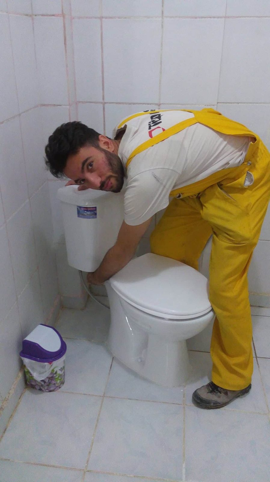 Klozet rezervuarının kontrol edilmesi