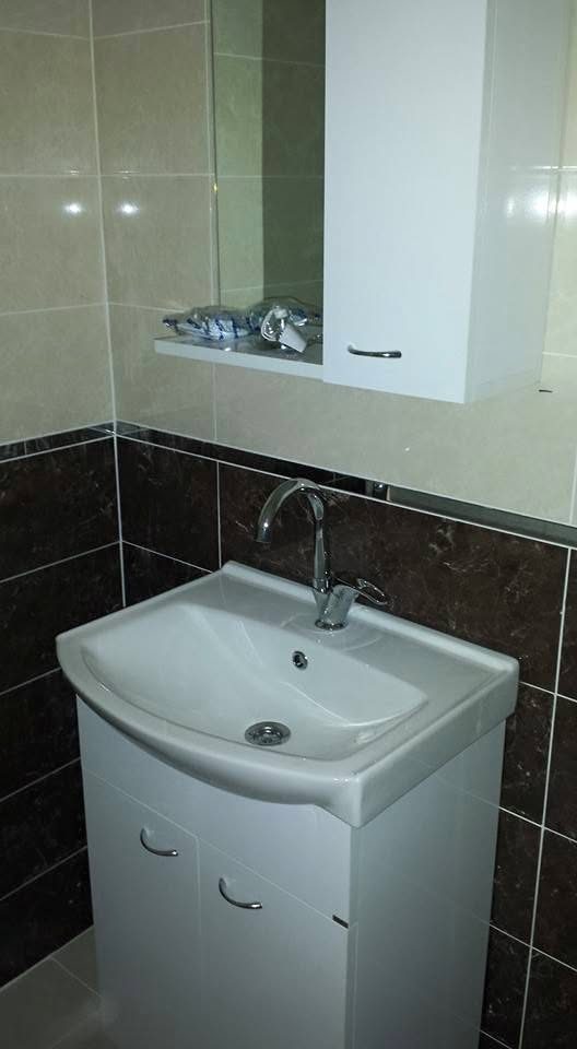 Lavabo ve duvar bağlantılarının görünümü