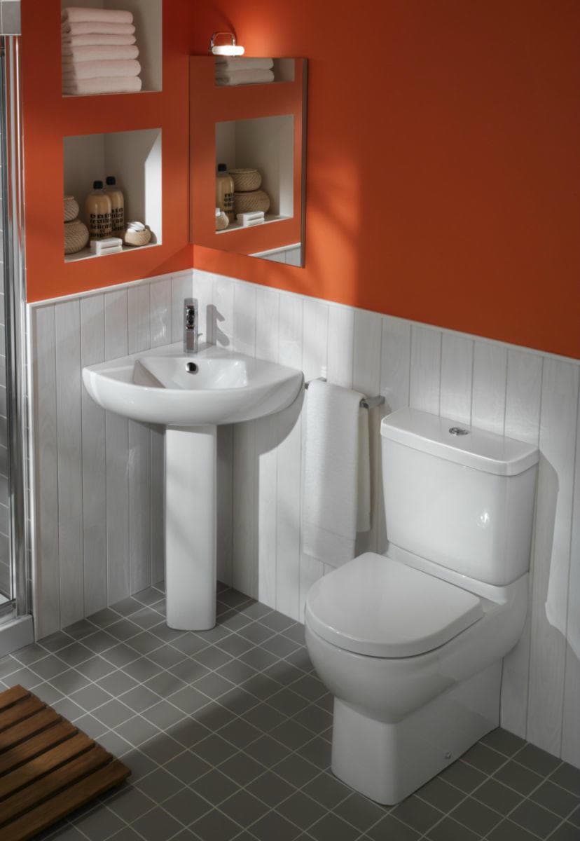 Lavabo ve klozet bağlantılarının genel görünümü
